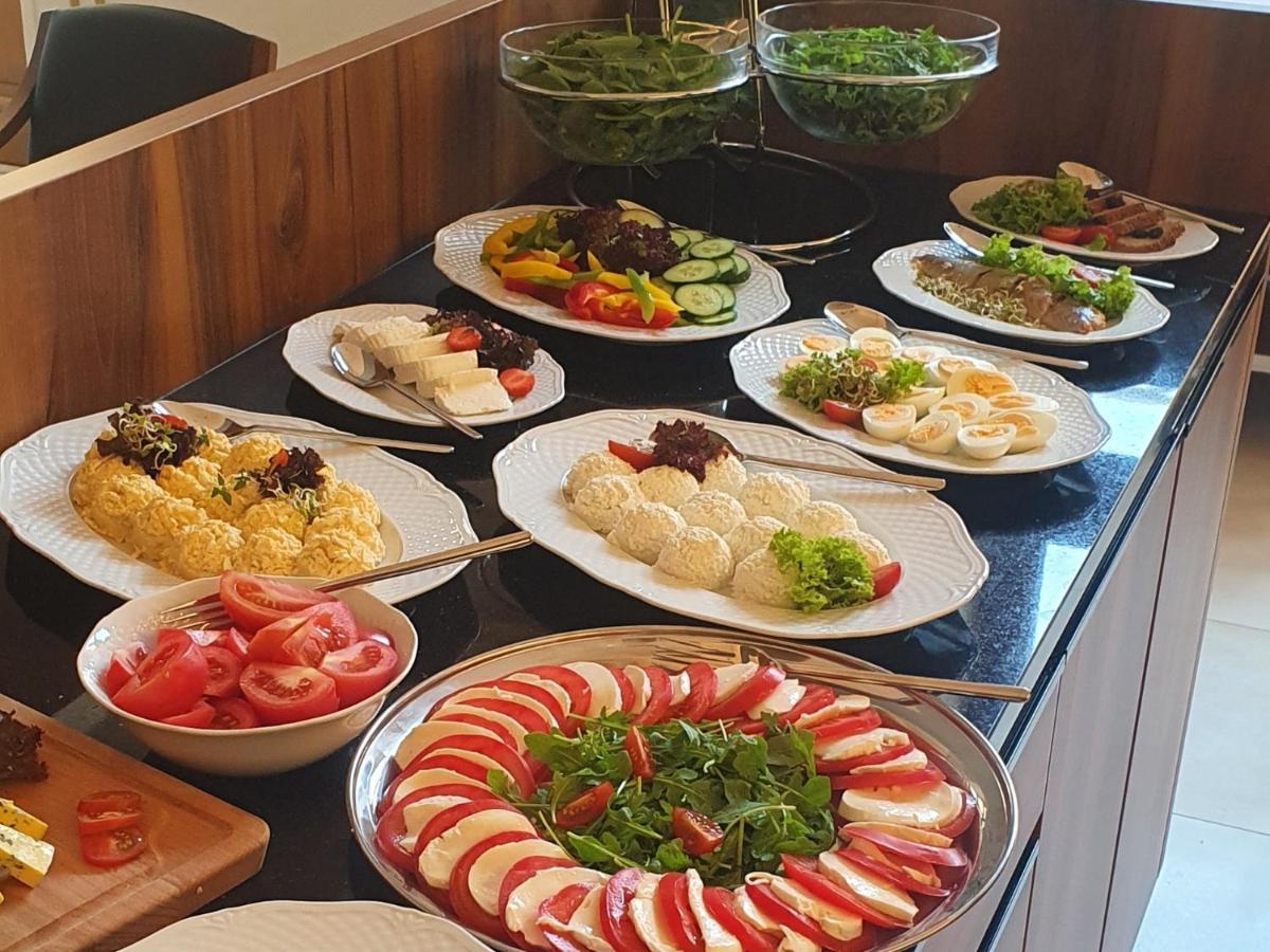 Sky Hotel 克拉科夫 外观 照片