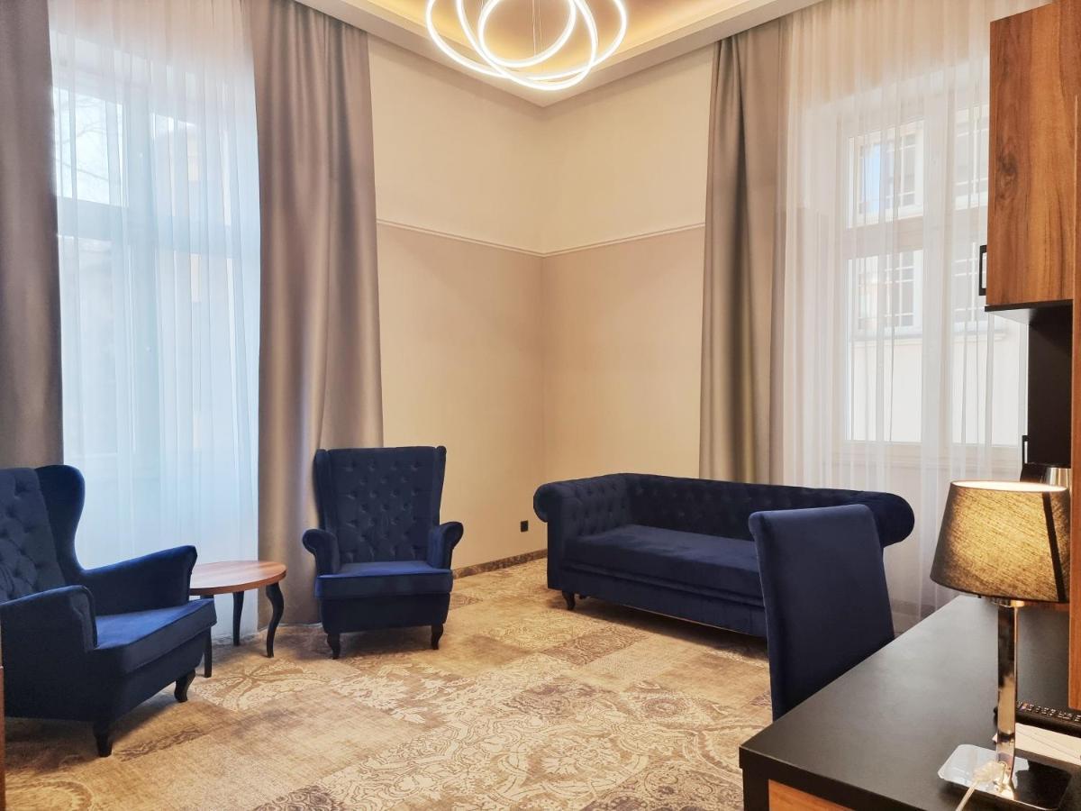 Sky Hotel 克拉科夫 外观 照片