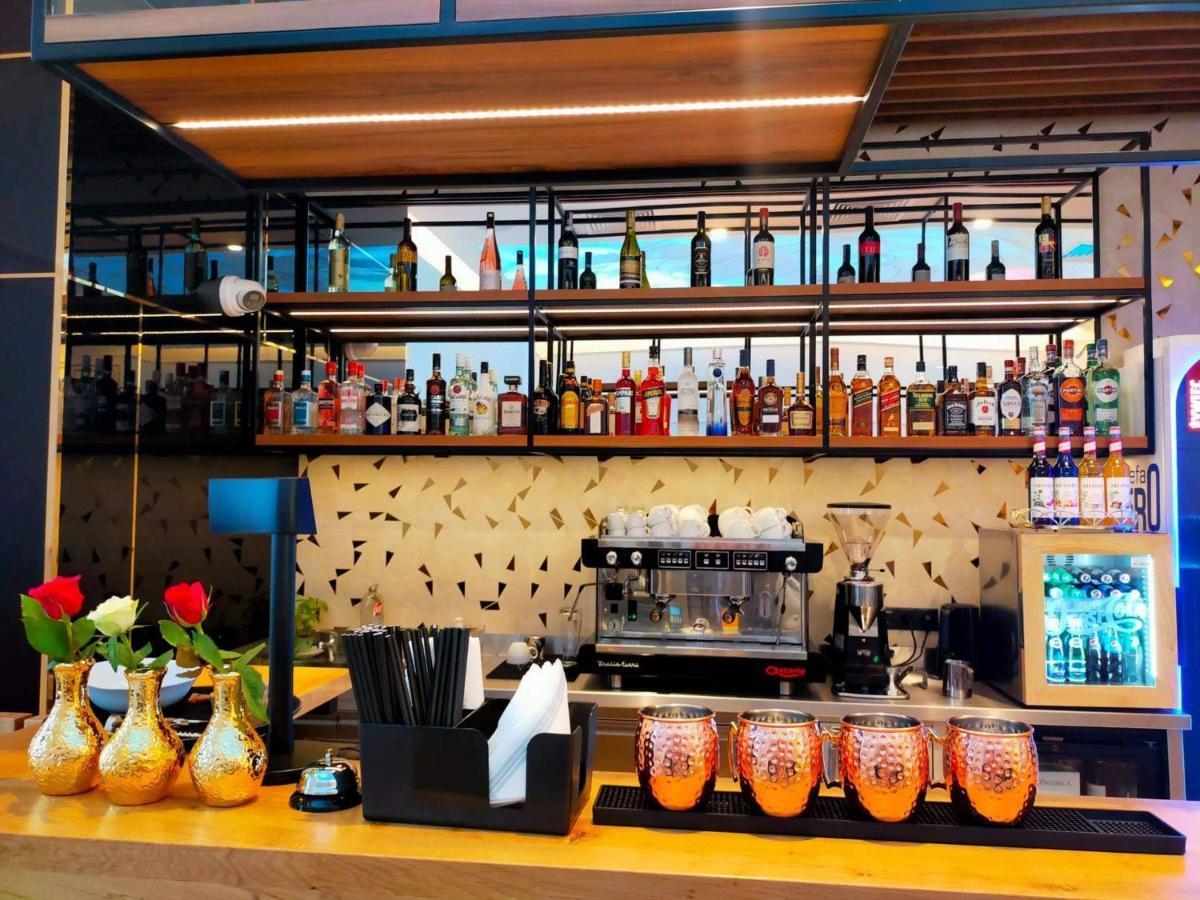 Sky Hotel 克拉科夫 外观 照片