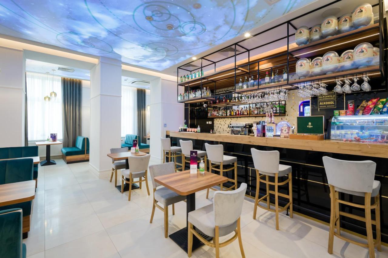 Sky Hotel 克拉科夫 外观 照片