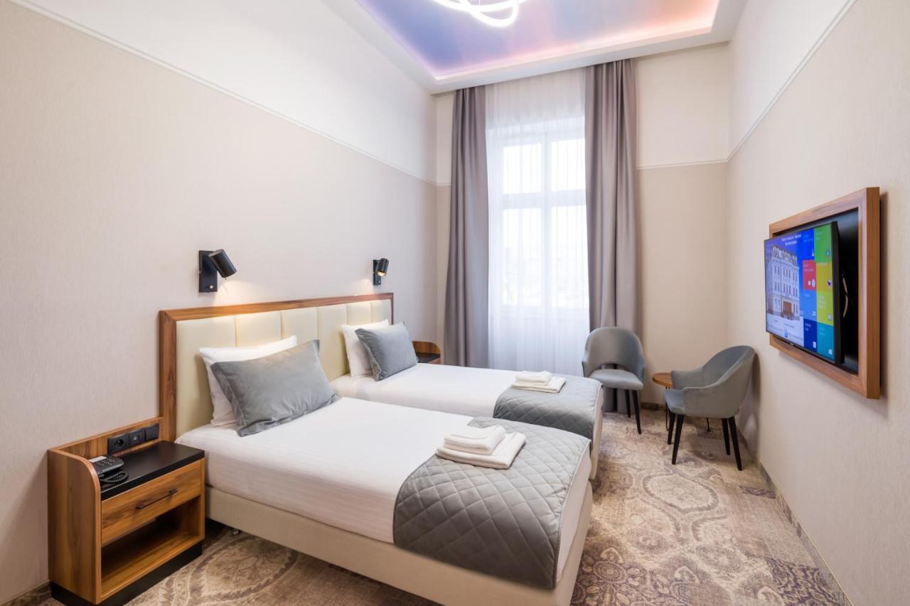 Sky Hotel 克拉科夫 外观 照片