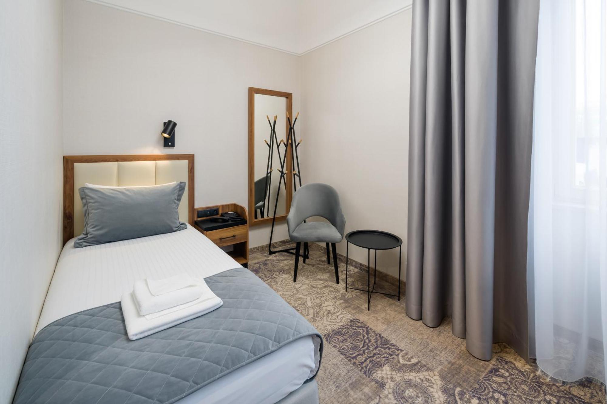 Sky Hotel 克拉科夫 客房 照片